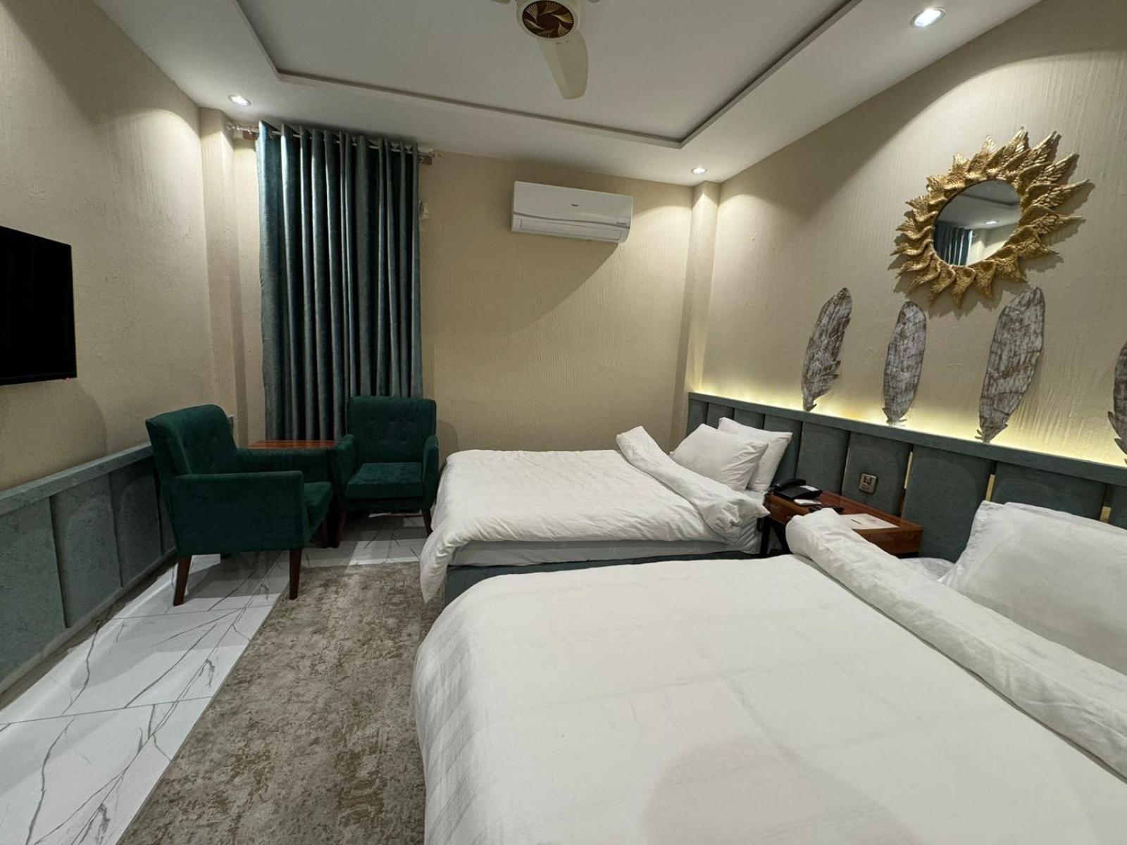 Shelton Boulevard Hotel Lahore Luaran gambar