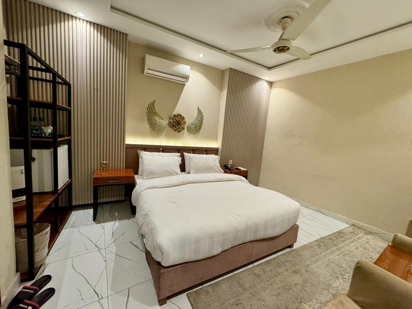 Shelton Boulevard Hotel Lahore Luaran gambar